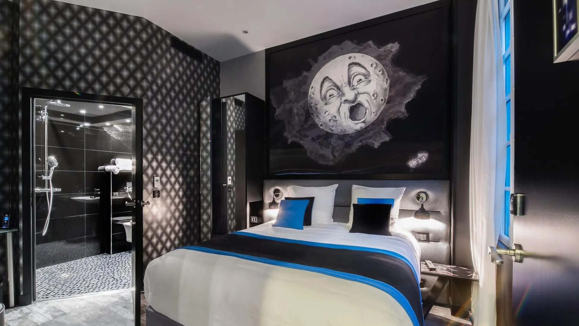 Hotel Splendor Elysees Paris
