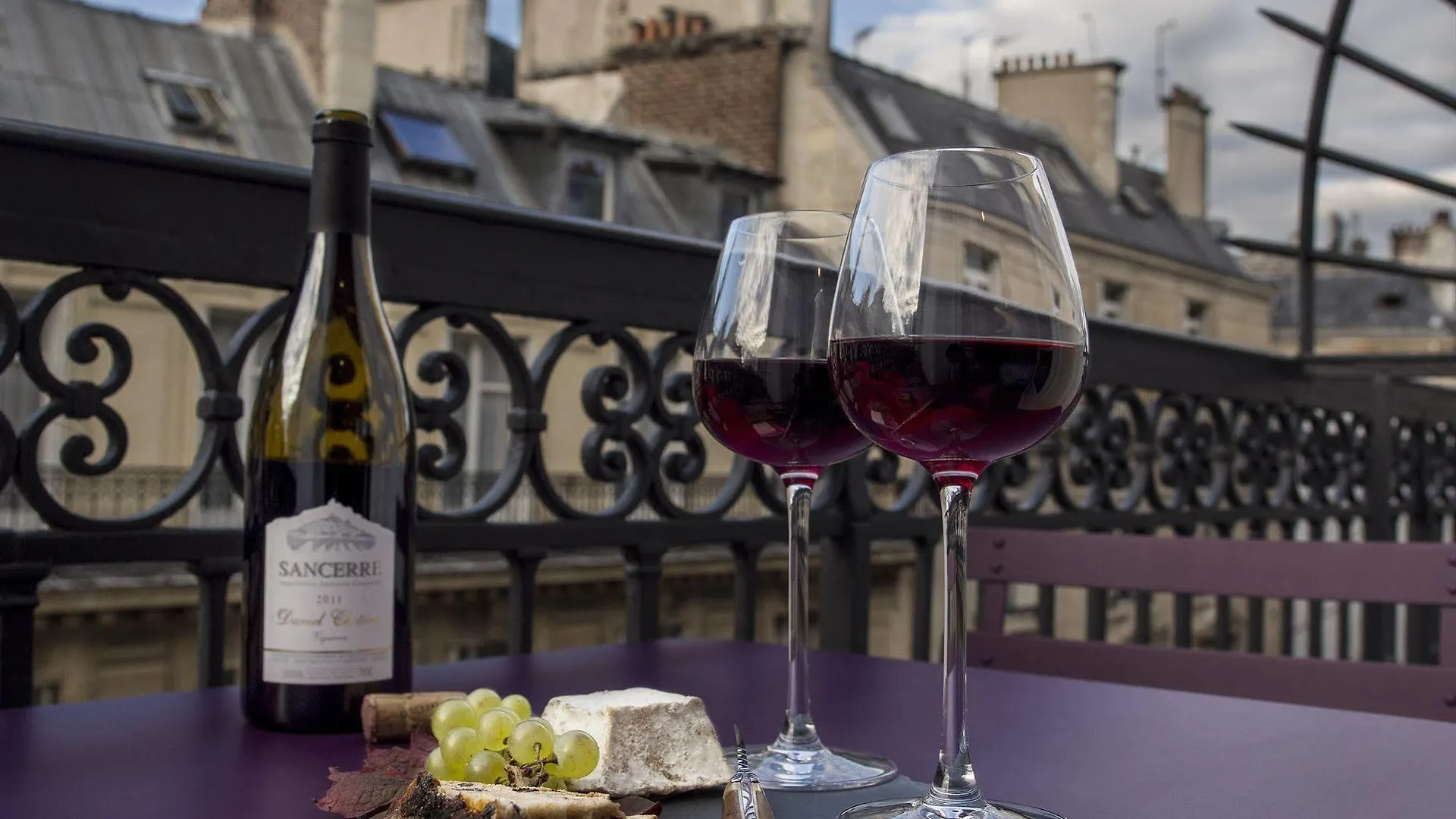 Hotel Splendor Elysees Paris