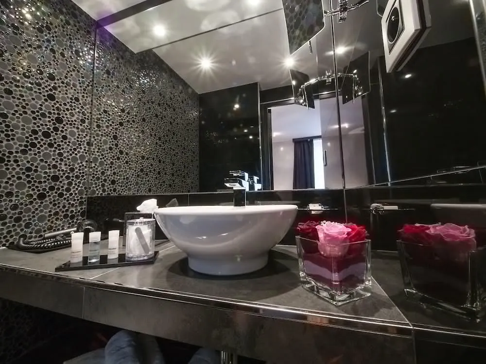 Splendor Elysees 3* Paryż