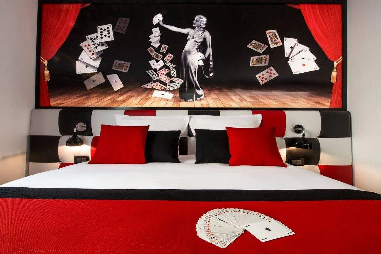 Splendor Elysees Hotell