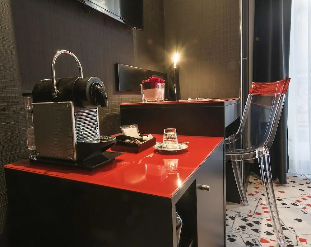 Splendor Elysées Hotel Paris