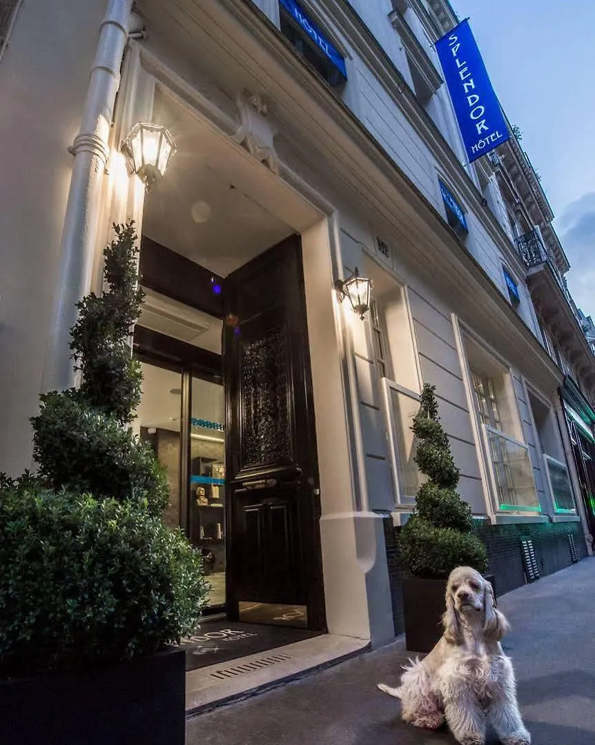 Splendor Elysees Hotell Paris